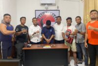 Tersangka saat diamankan petugas